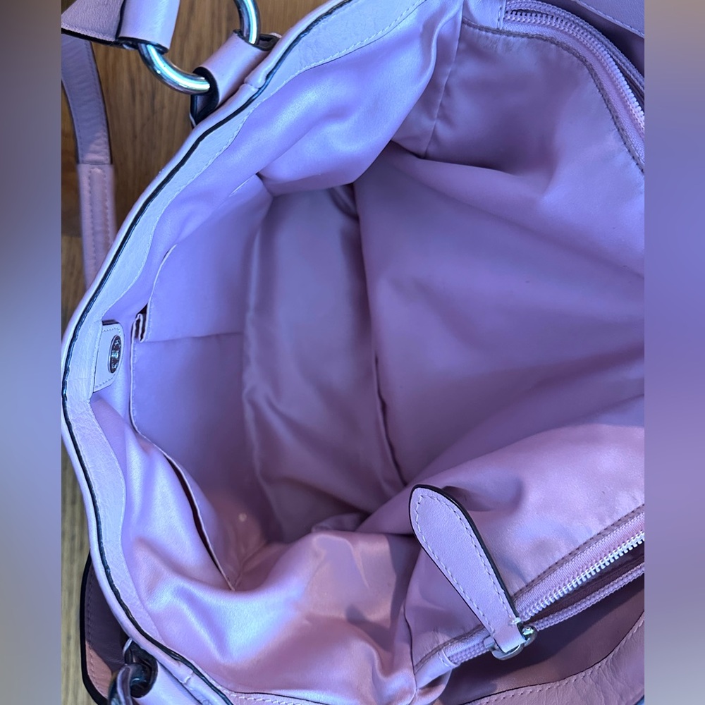 Coach Campbell Belle Carryall Leather shoulder bag in Pink Tulle w/ Front Buckle - Picture 6 of 11